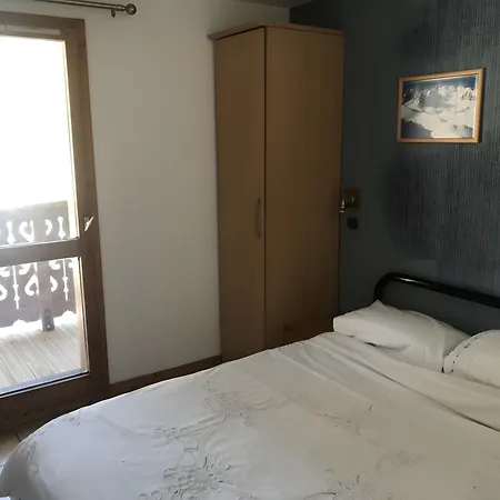 In-out 1650 * קורשבל
